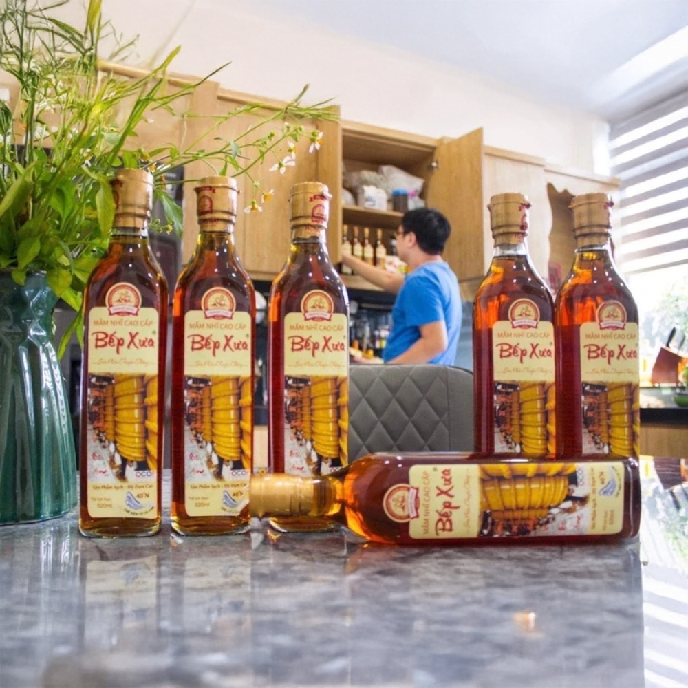 Combo 2 chai mắm cốt truyền thống Bếp Xưa - Chai 520ml